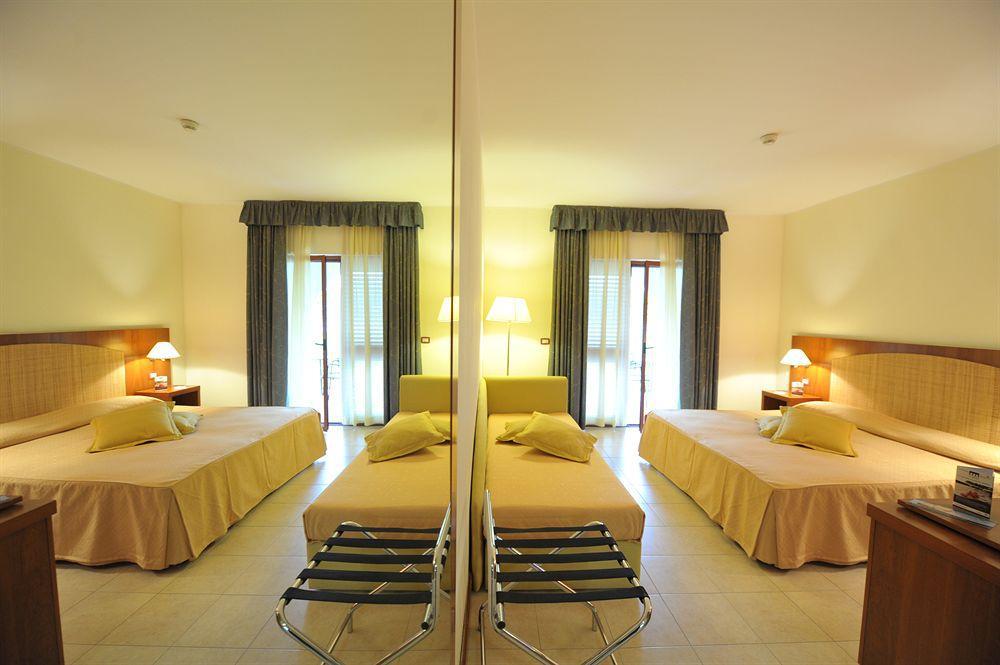 Hotel Club Portogreco Scanzano Jonico Εξωτερικό φωτογραφία